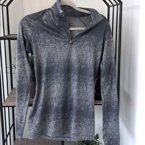 Therma- fit spandex Nike pull over